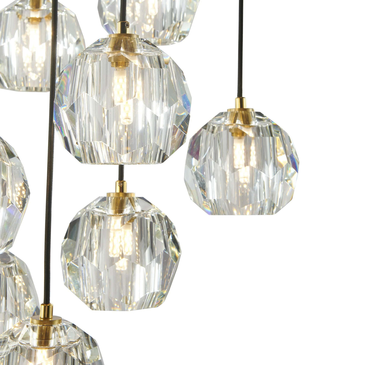 Strayhorn LED Chandelier / Gold / 30 Light / 30"D