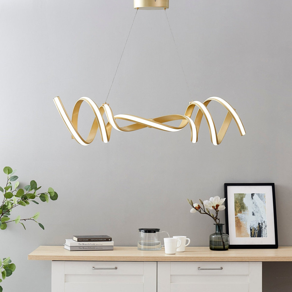 Munich LED Horizontal Chandelier / Gold